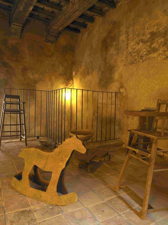 Sextantio Albergo Diffuso Санто Стефано ди Сесанио Екстериор снимка