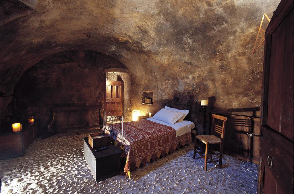 Sextantio Albergo Diffuso Санто Стефано ди Сесанио Екстериор снимка