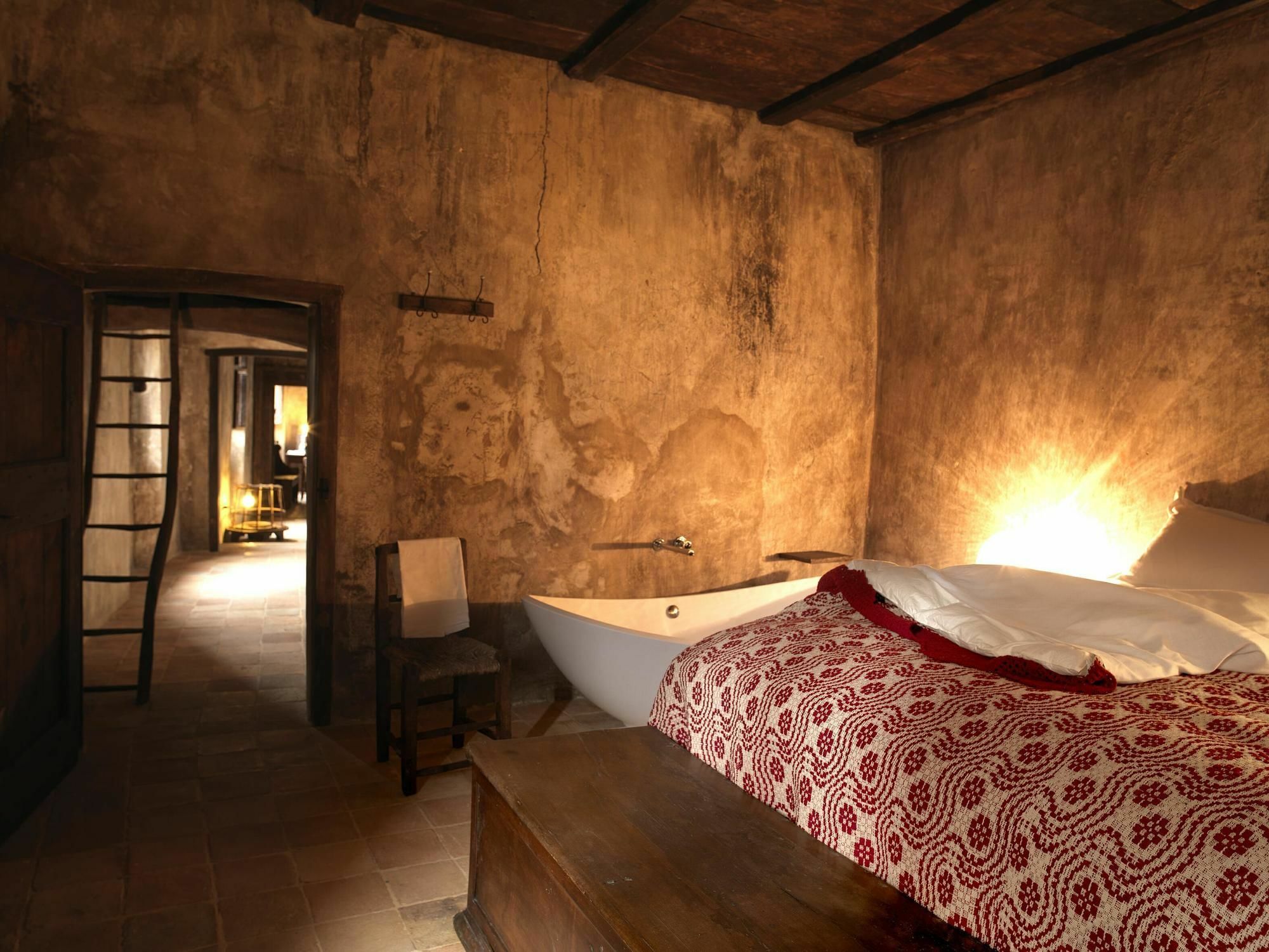 Sextantio Albergo Diffuso Санто Стефано ди Сесанио Екстериор снимка